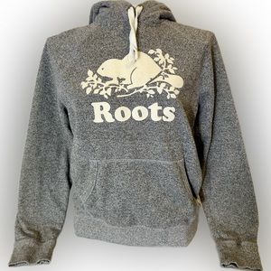 (Size M) Salt and Pepper Large logo Roots Hooded Pull Over